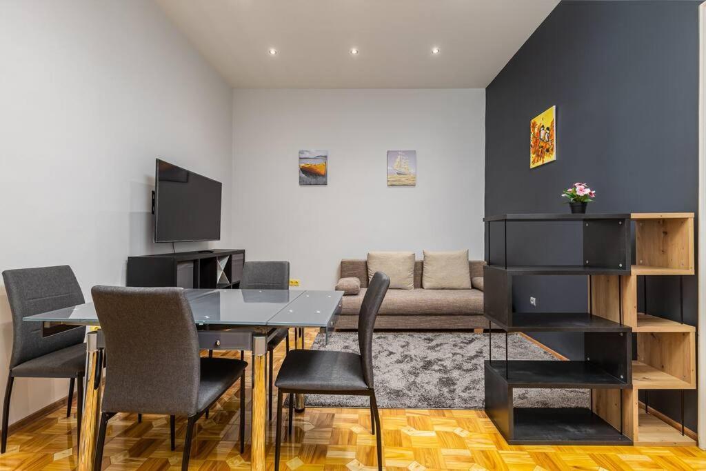Bold Base Apartment 布达佩斯 外观 照片
